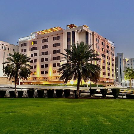 Golden Tulip Muscat Hotel Exterior foto