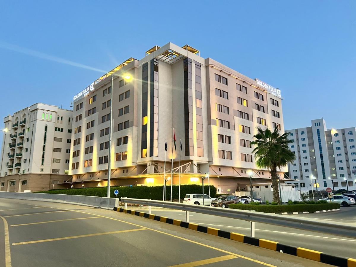 Golden Tulip Muscat Hotel Exterior foto